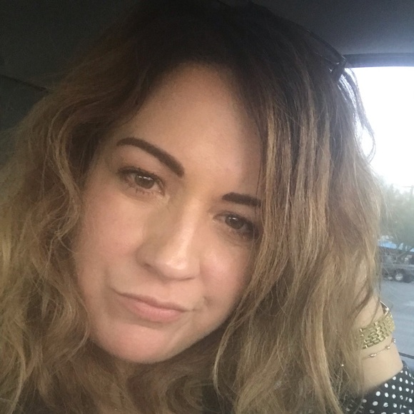 Meet your Posher, Formiga - Picture 1 of 2